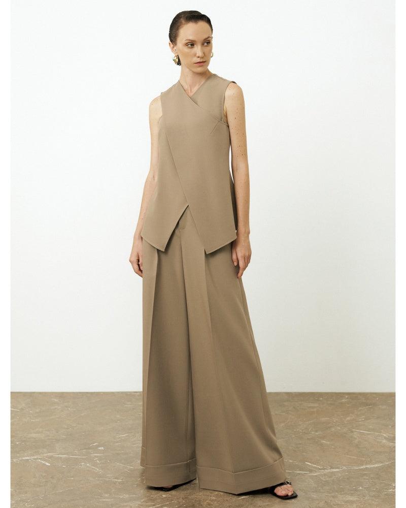 Claire Sleeveless Top