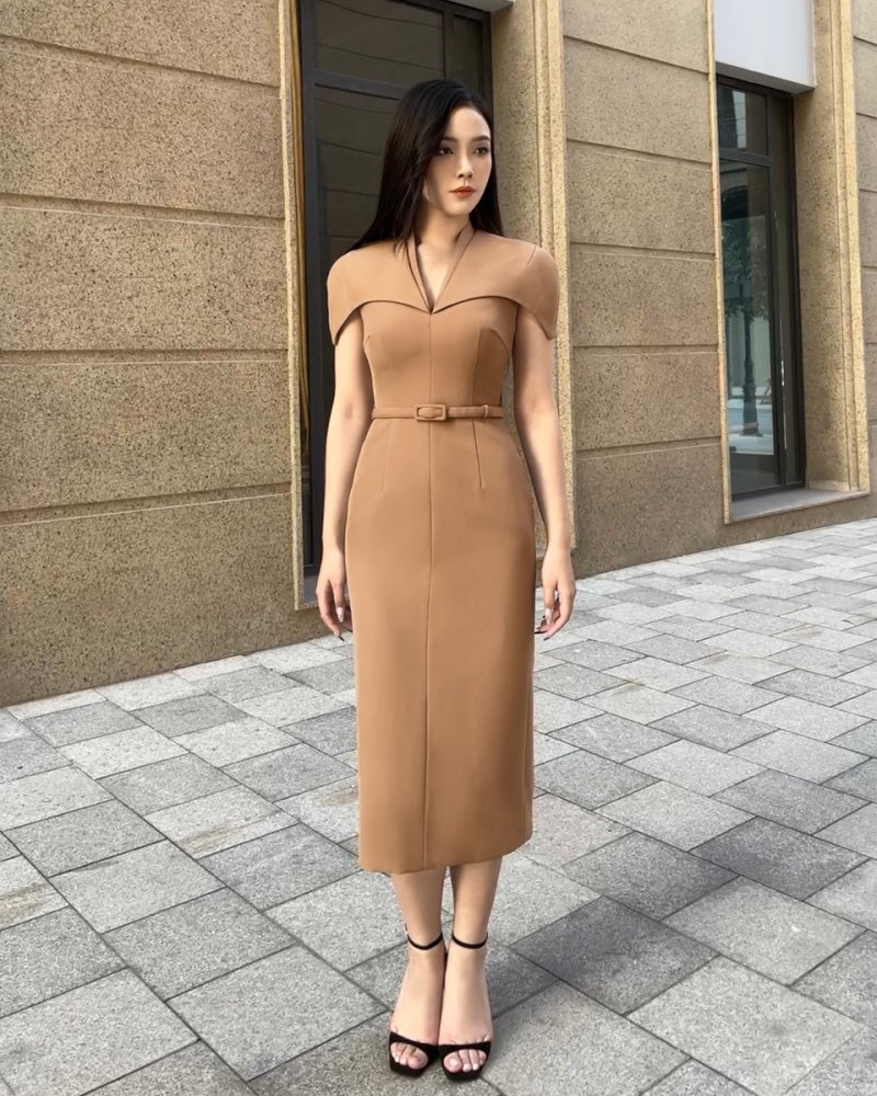 Evelyn Sheath Cape Sleeved Polyester Midi Dress