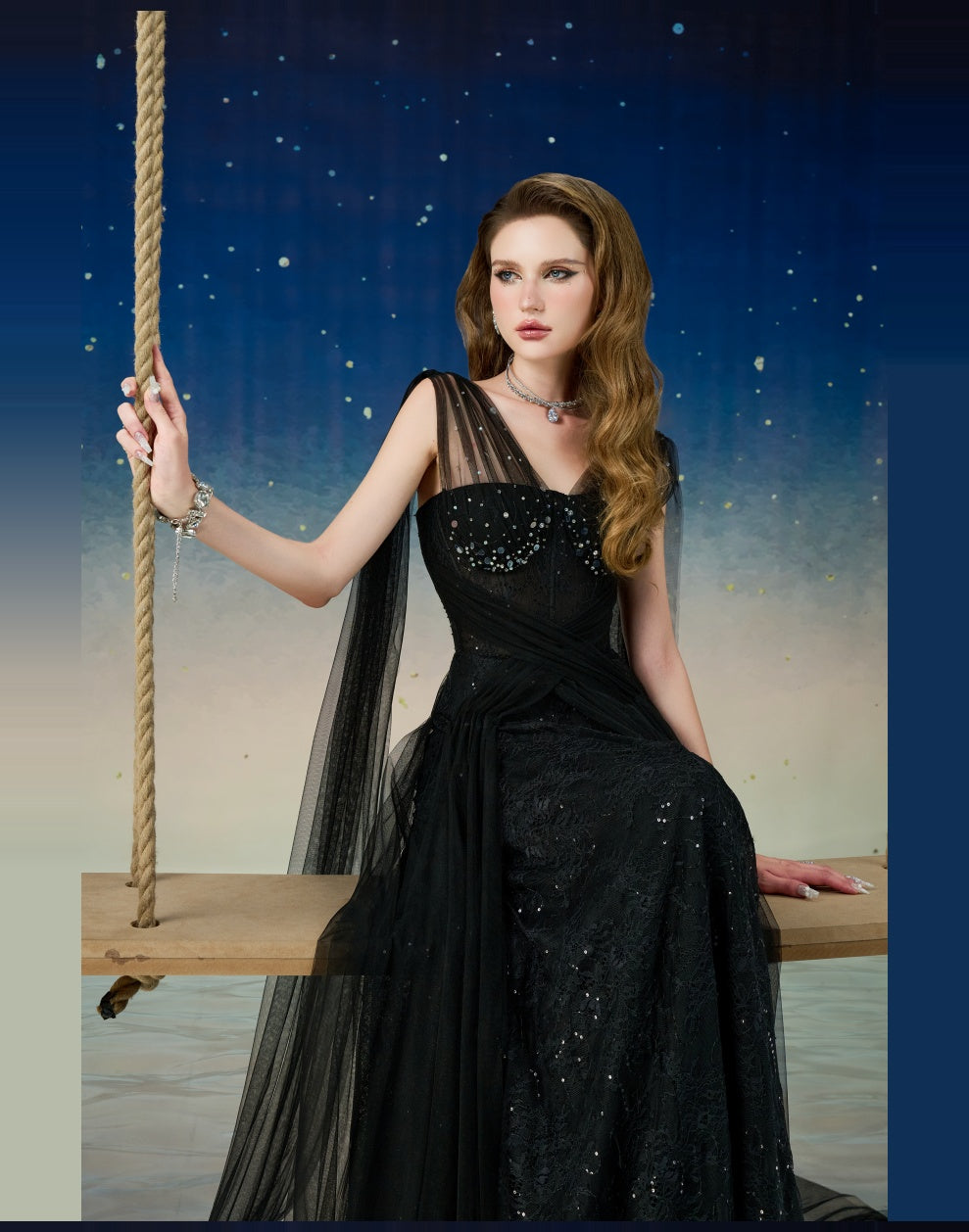 Nyxara Dress - Black