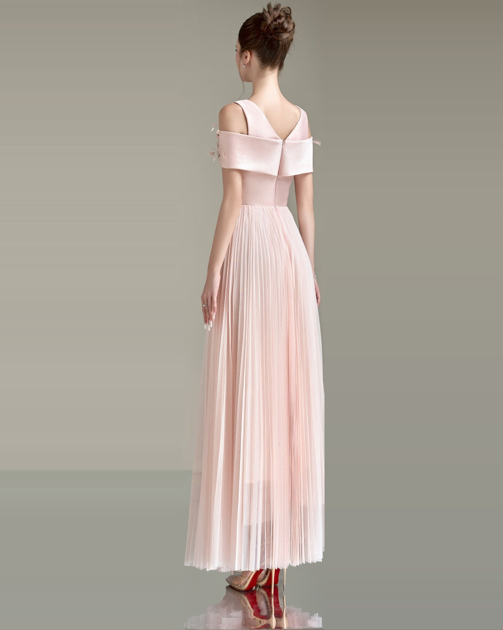 Chloe V-Line Neck Tulle Dress