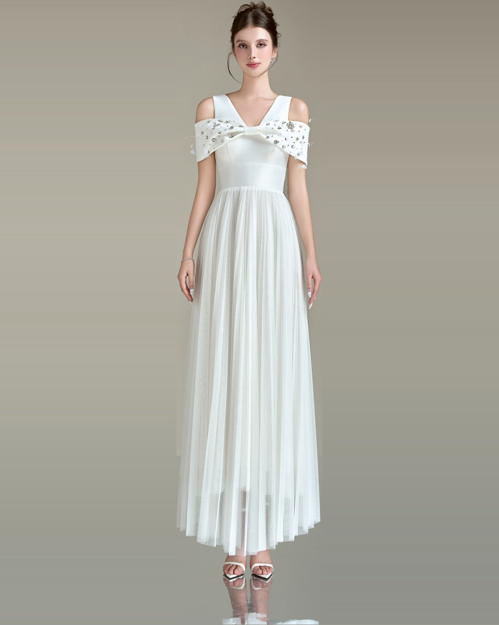 Chloe V-Line Neck Tulle Dress