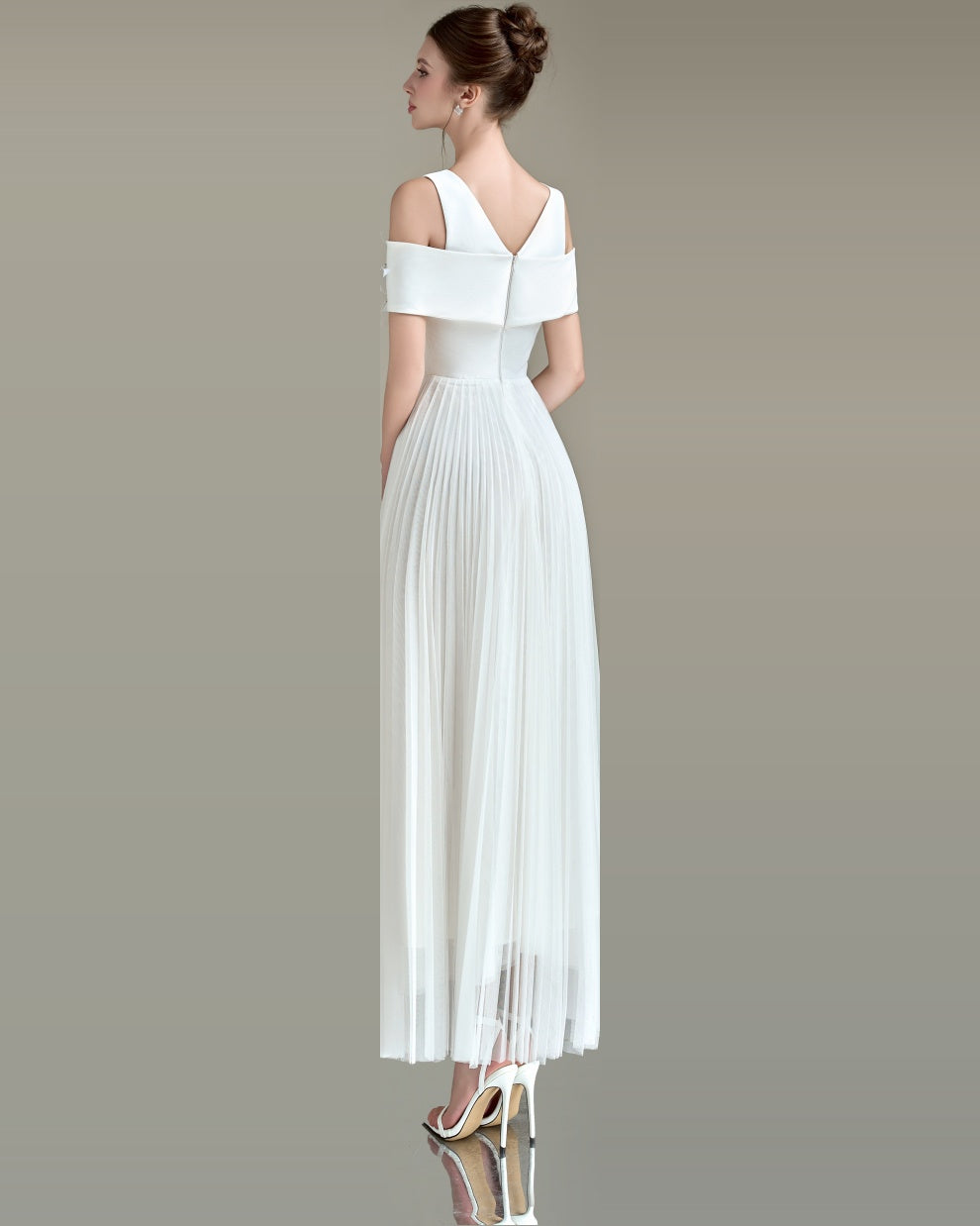 Chloe V-Line Neck Tulle Dress